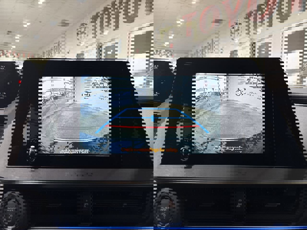 New 2026 Toyota Prius Plug-In Hybrid image 18