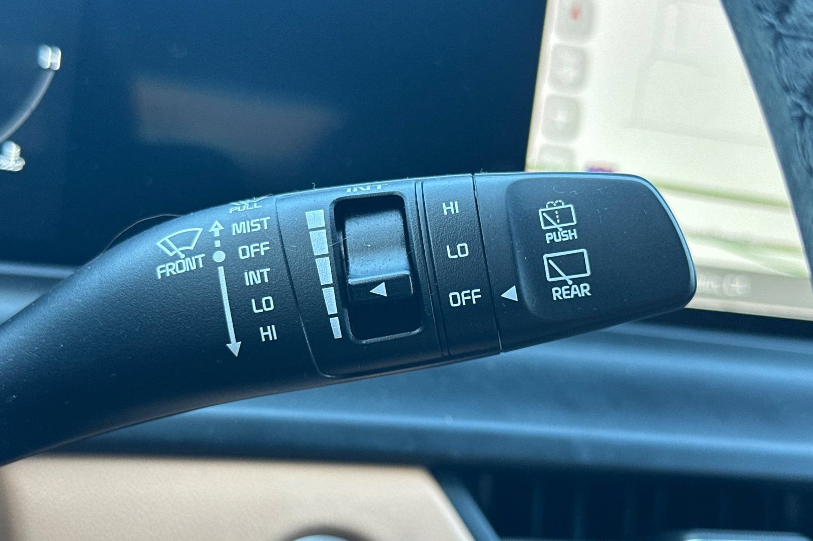 Certified 2024 Kia Seltos EX FWD image 39