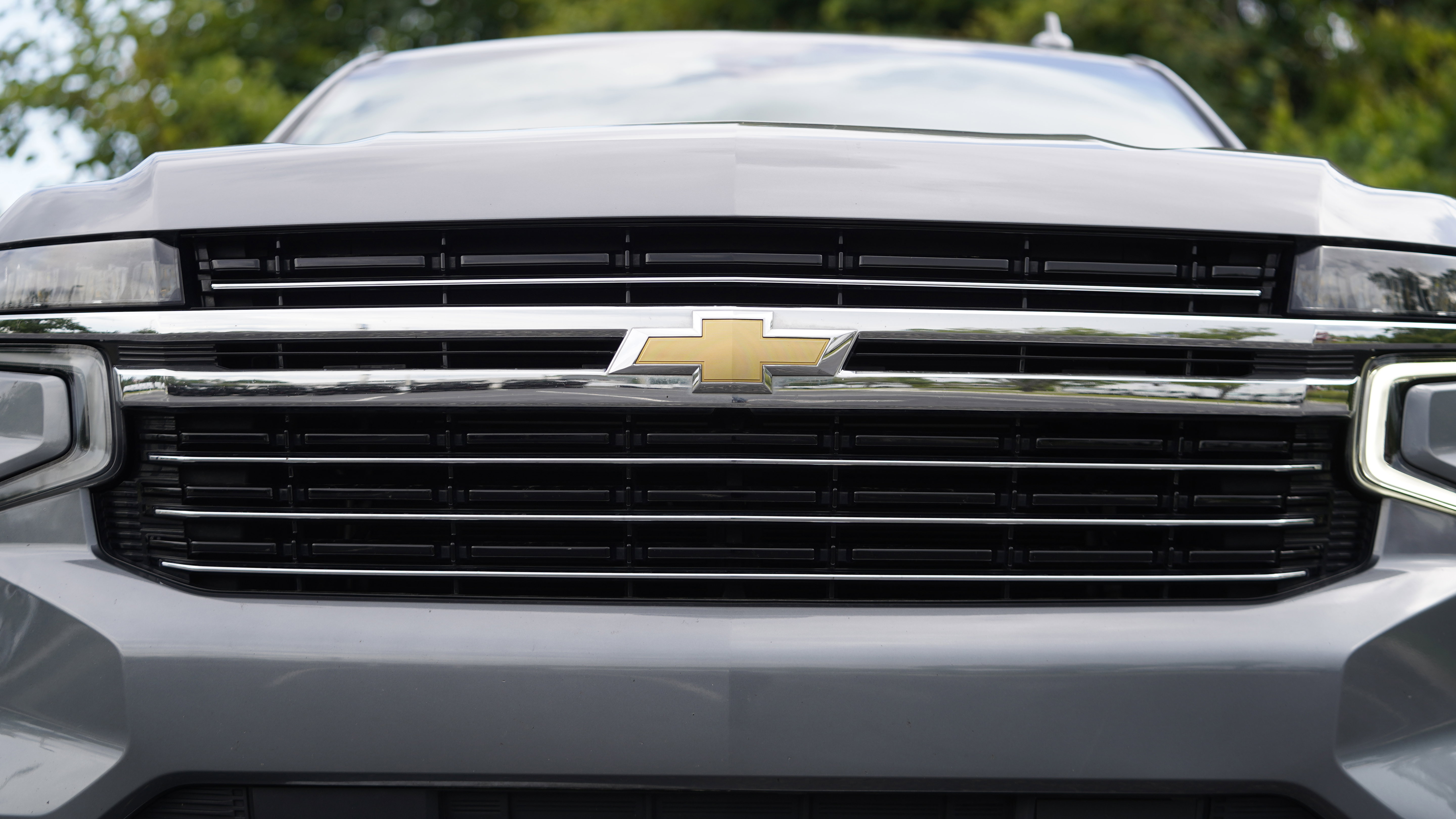 Used 2021 Chevrolet Suburban LT w/ Rear Media and Nav Package RWD image 41