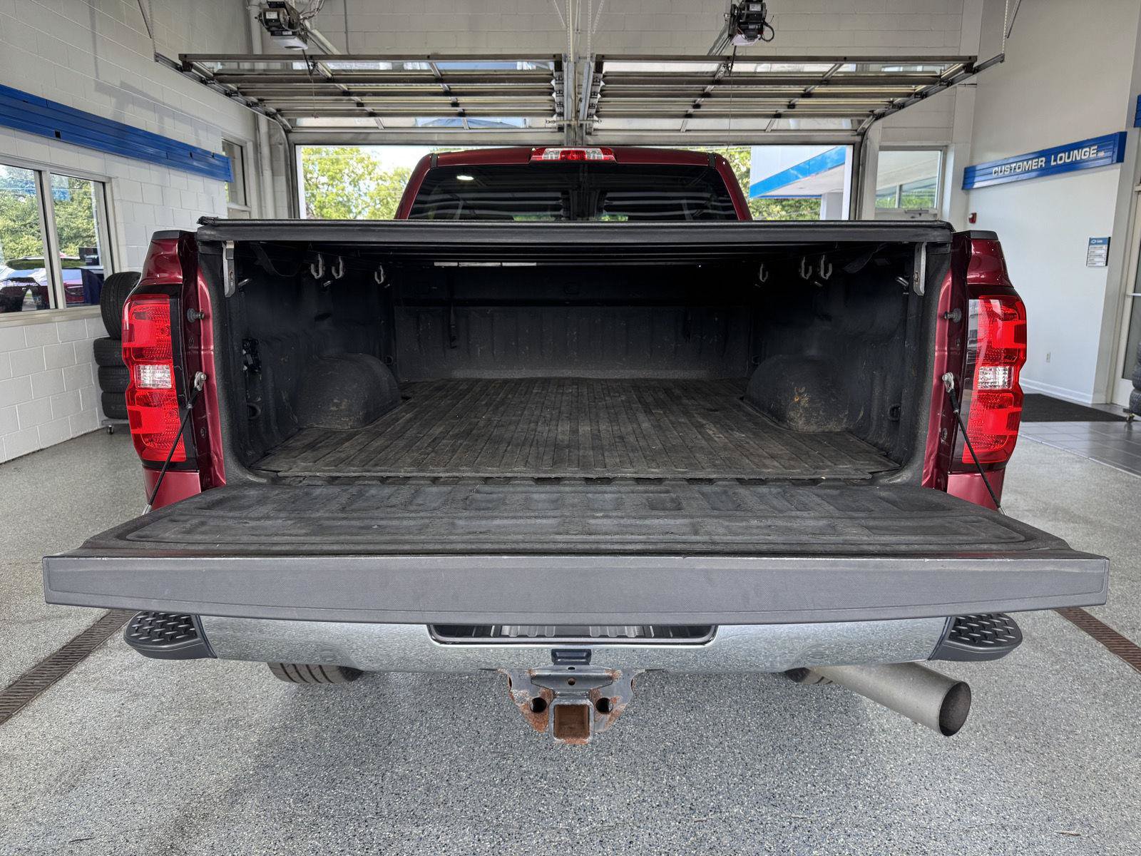 Used 2015 Chevrolet Silverado 2500 LTZ w/ Duramax Plus Package AWD/4WD image 10