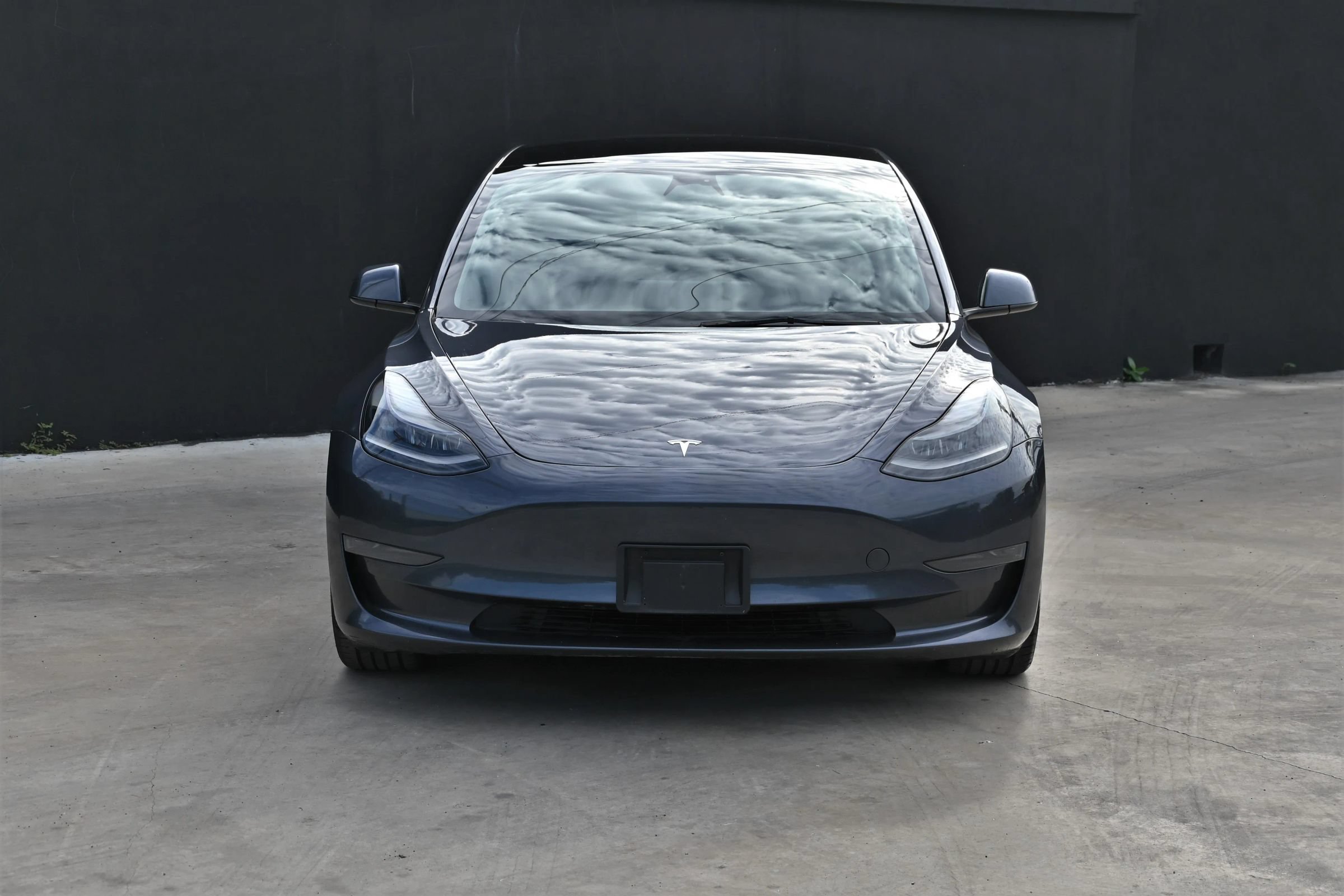 Used 2023 Tesla Model 3 Standard Range RWD image 2