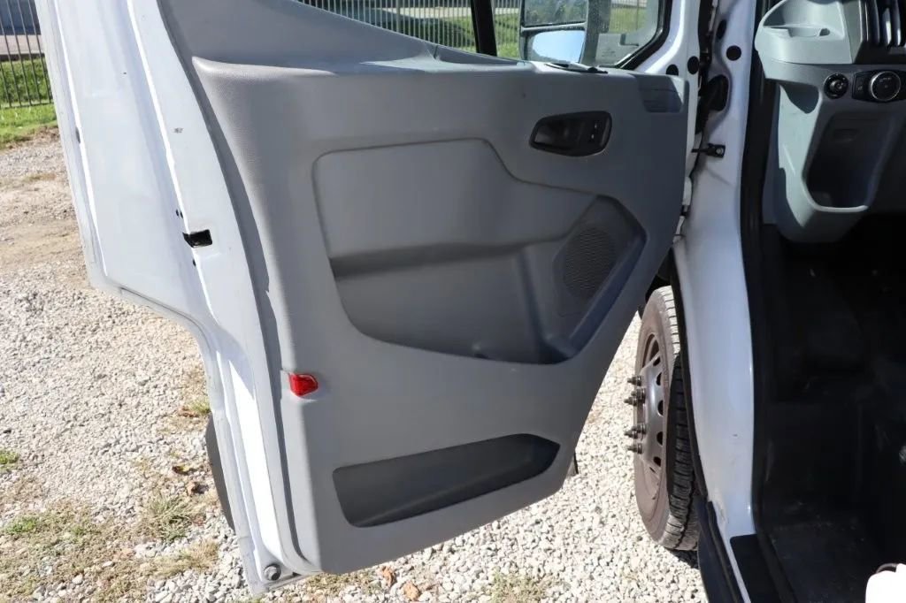 Used 2018 Ford Transit 350 156 DRW w/ Exterior Upgrade Package image 19