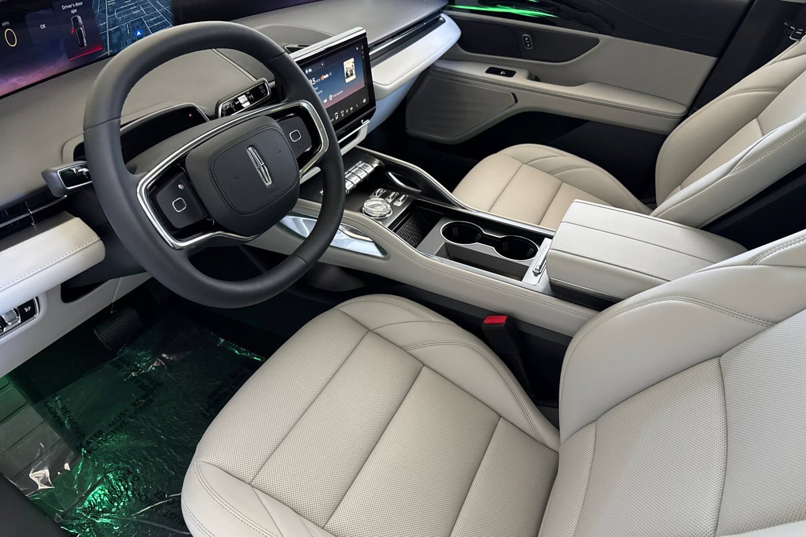 New 2026 Lincoln Nautilus Premier AWD/4WD image 7