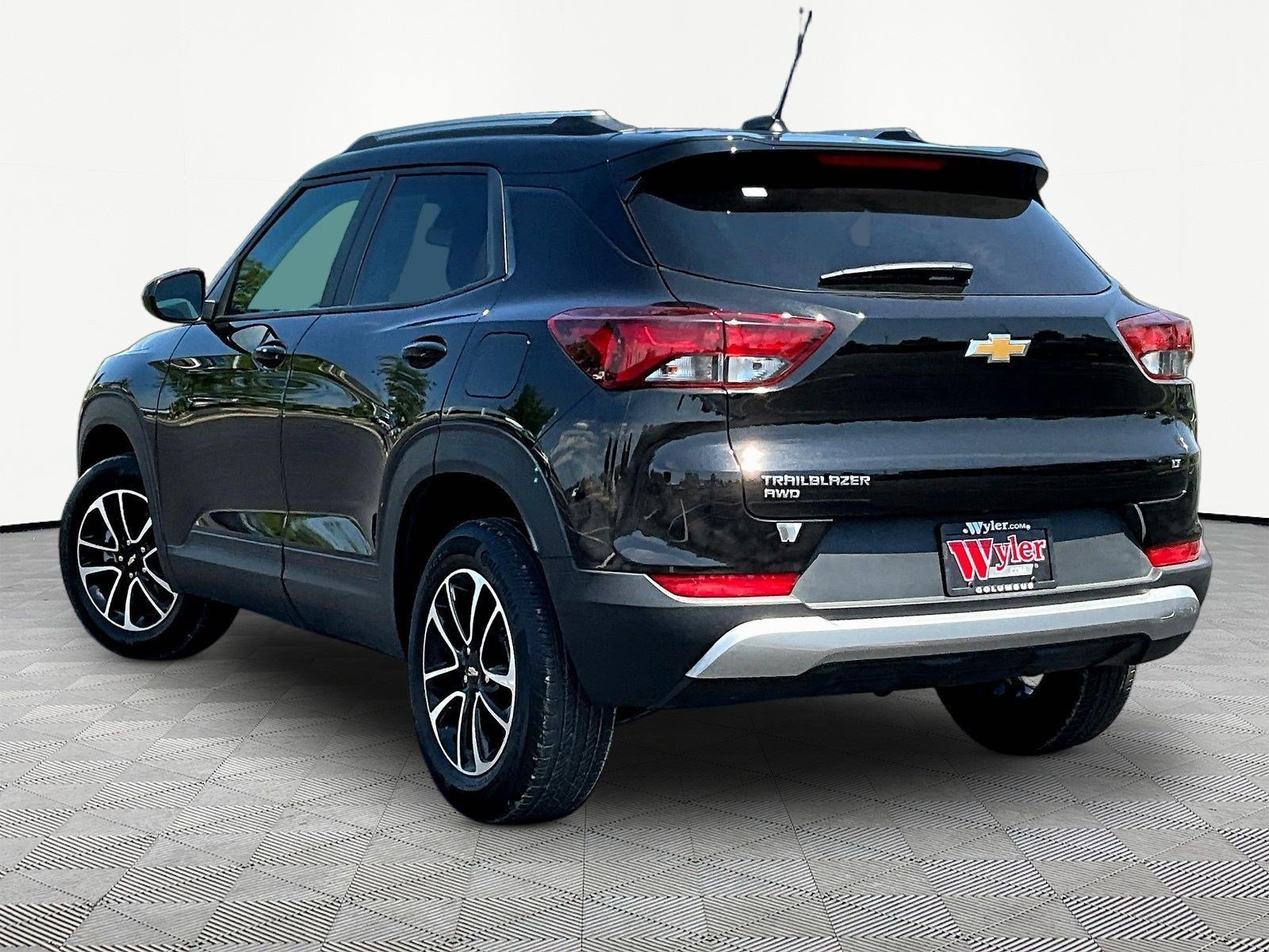 Used 2026 Chevrolet TrailBlazer LT AWD/4WD image 4