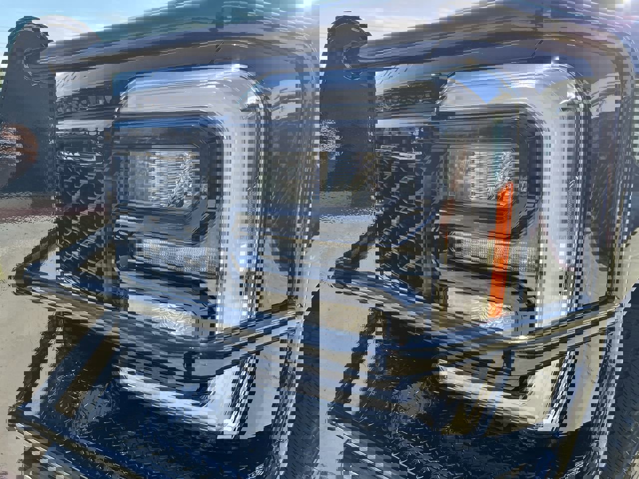 Used 2023 Ford F250 XLT w/ XLT Premium Package image 11