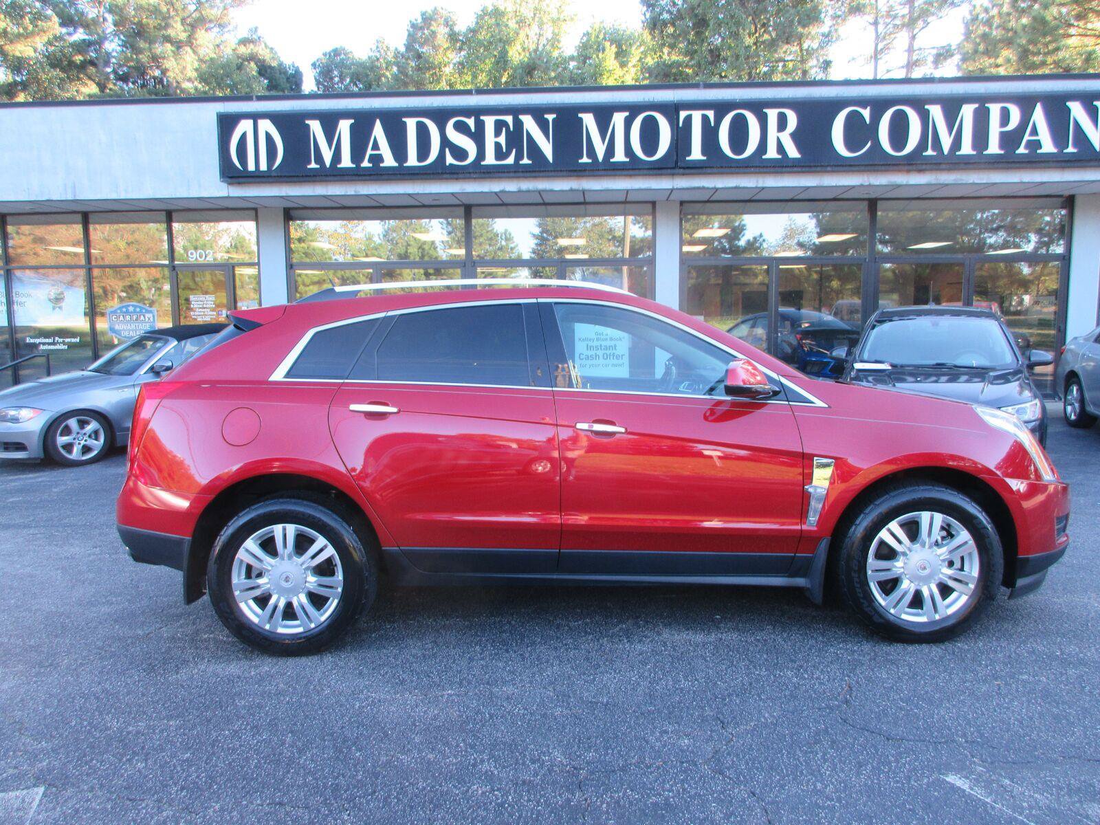 Used 2012 Cadillac SRX Luxury FWD image 4