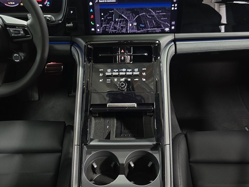 Certified 2025 Porsche Panamera RWD image 20