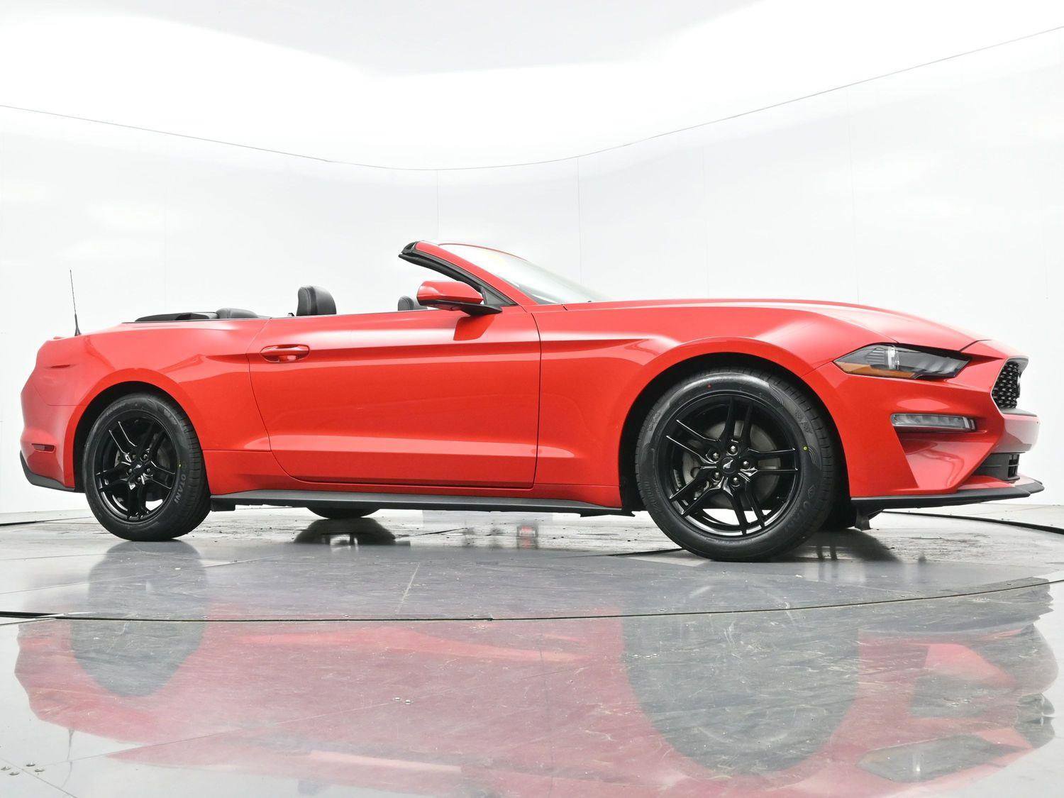 Used 2023 Ford Mustang Premium image 39