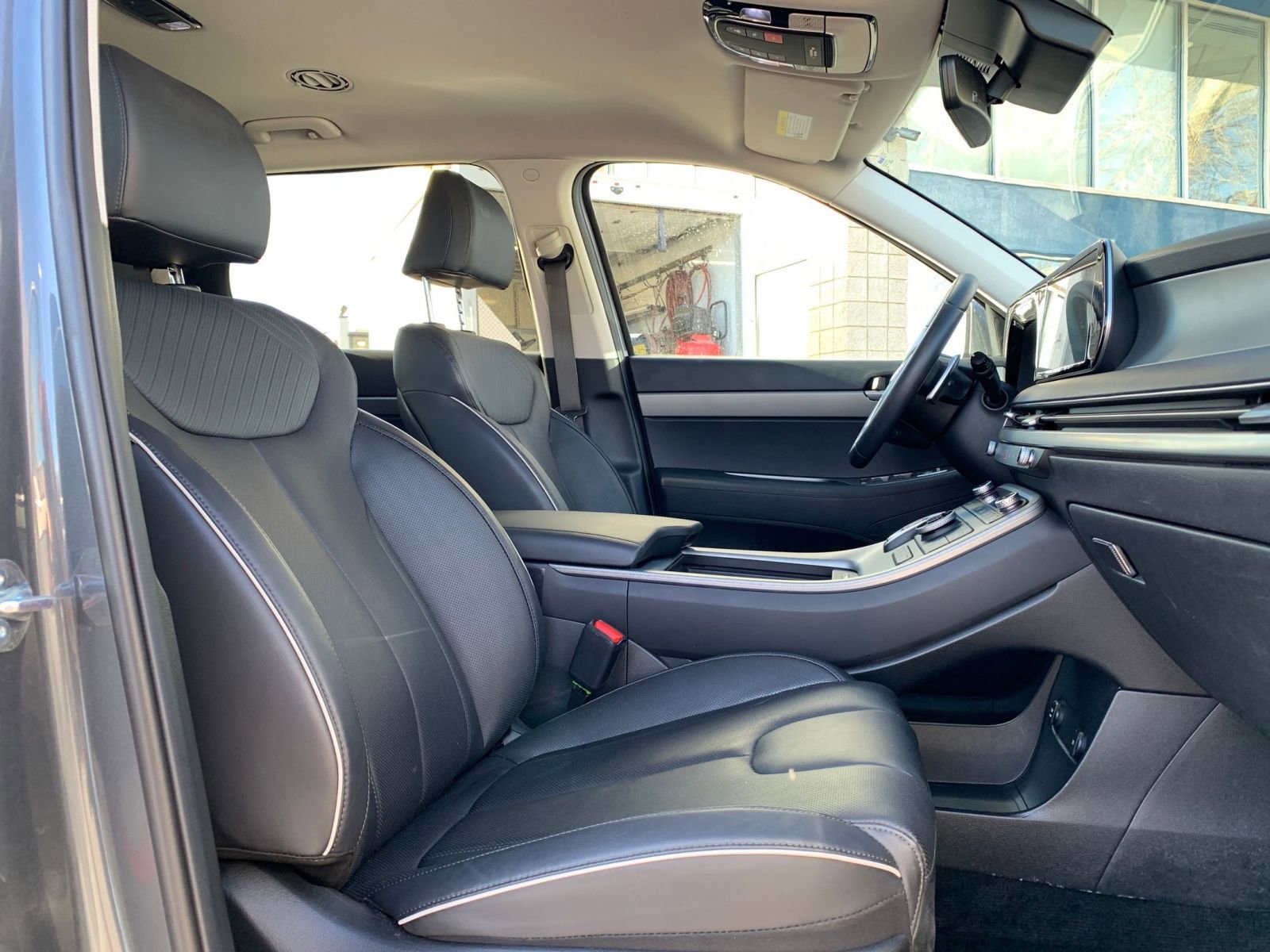 Used 2025 Hyundai Palisade SEL image 40