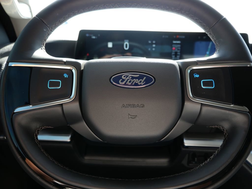 New 2025 Ford Expedition Platinum w/ Driver's Package image 20