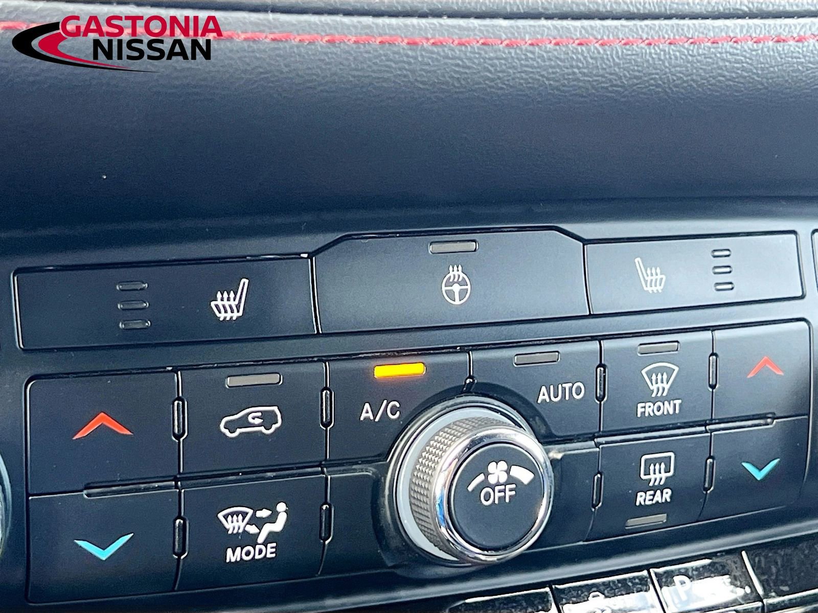 Used 2024 Dodge Durango GT AWD/4WD image 26