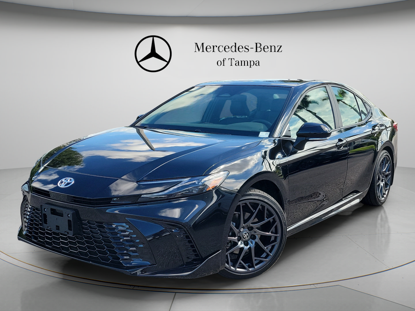 Used 2026 Toyota Camry XSE FWD image 5