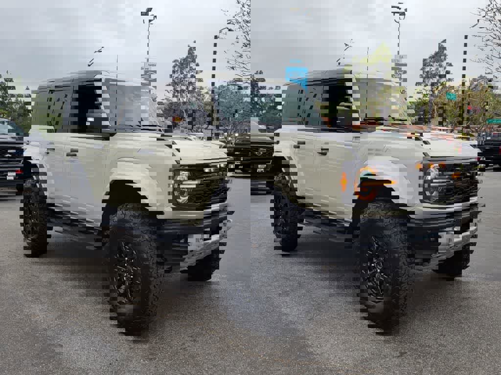 Used 2025 Ford Bronco Raptor w/ Interior Carbon Fiber Pack image 8