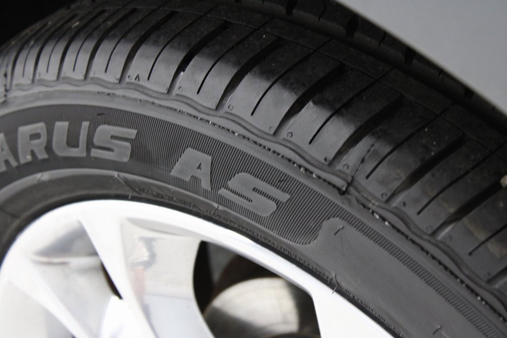 Used 2013 Ford Escape SEL image 20