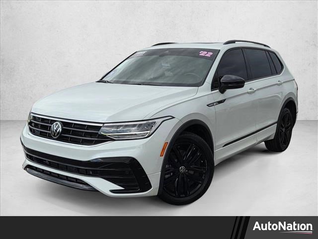Certified 2022 Volkswagen Tiguan SE R-Line FWD image 1