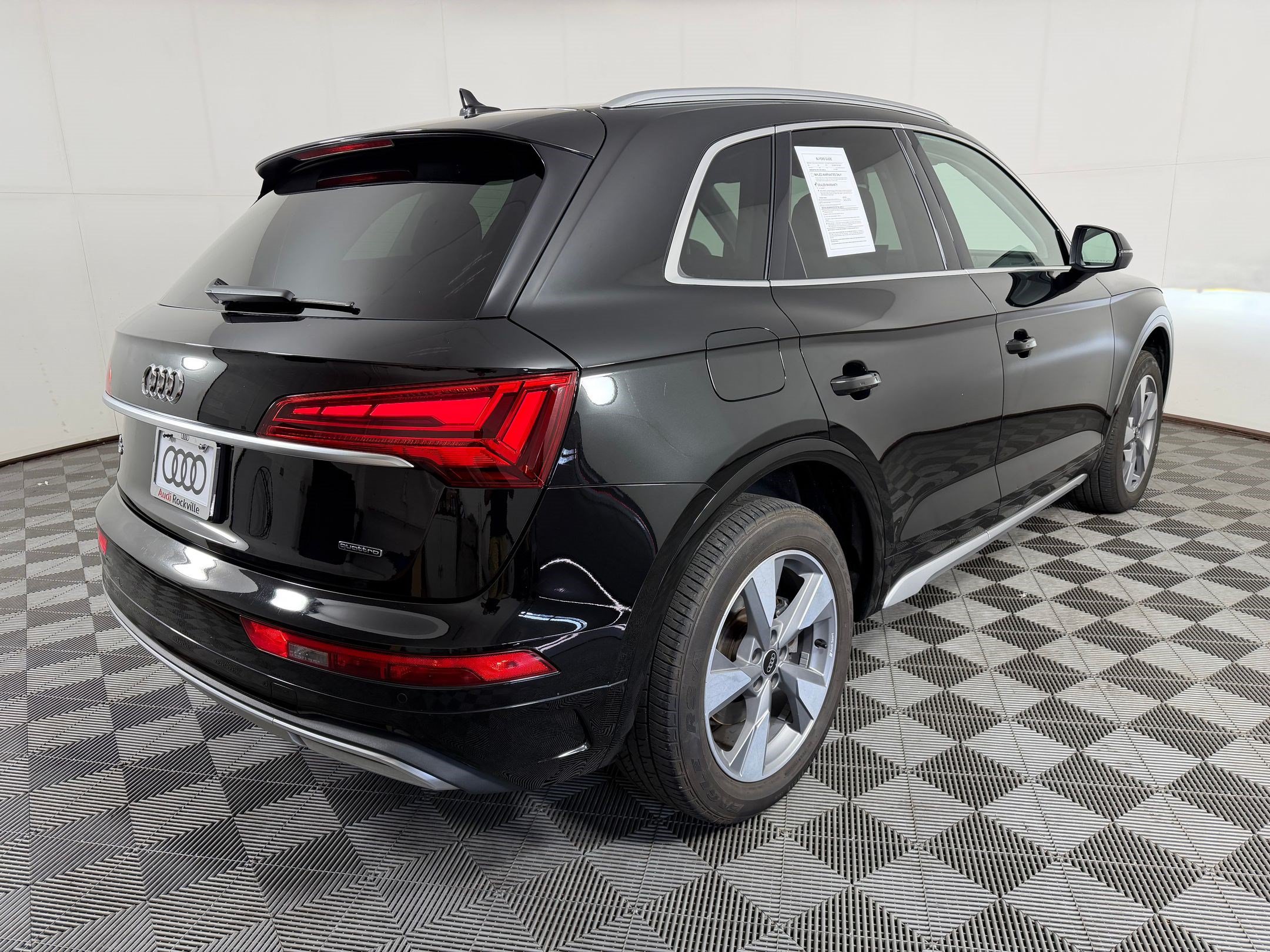 Certified 2022 Audi Q5 2.0T Premium Plus AWD/4WD image 9