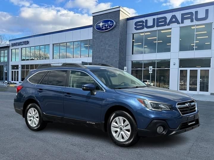 Used 2019 Subaru Outback 2.5i Premium AWD/4WD image 1