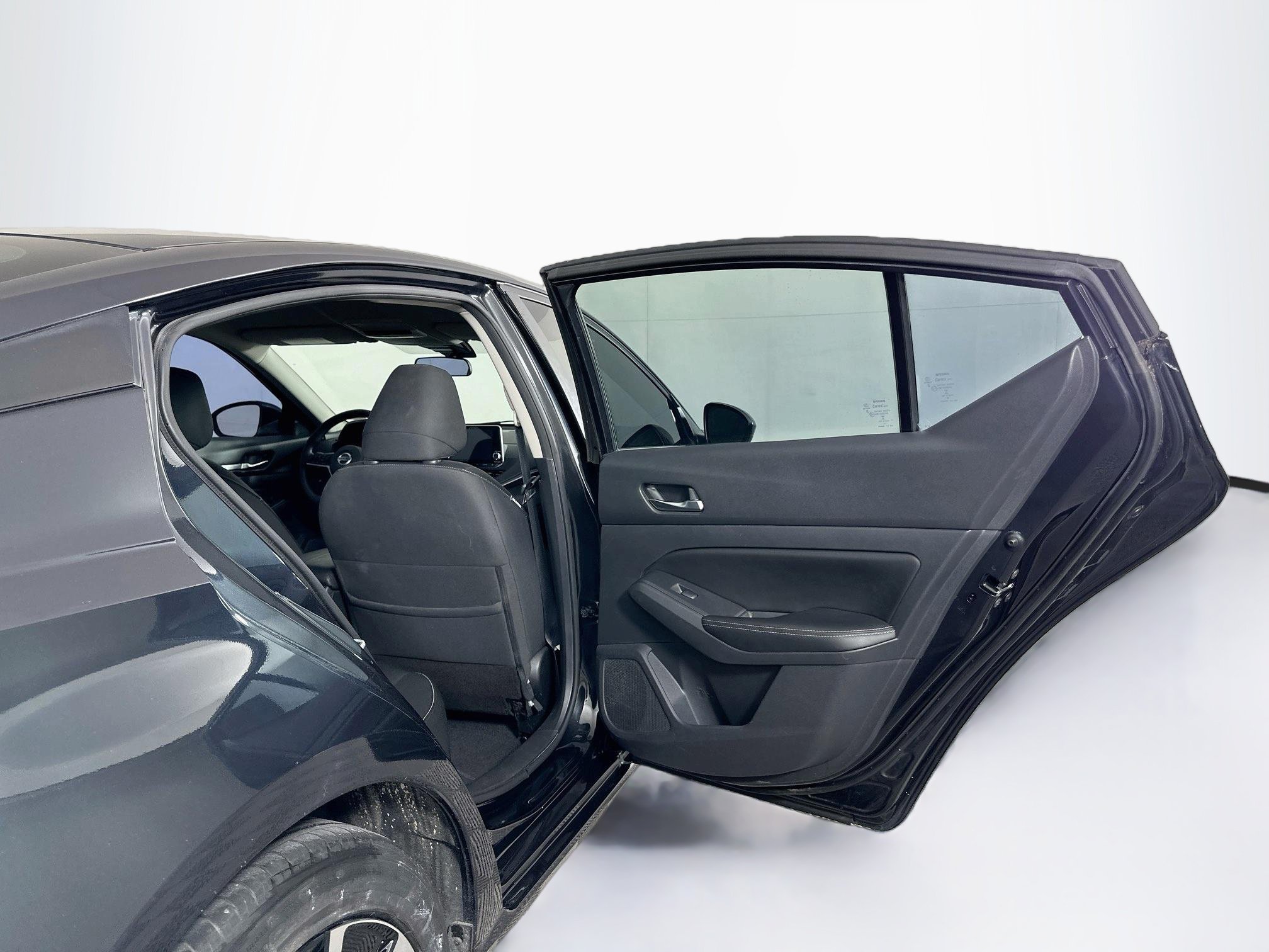 Used 2022 Nissan Altima 2.5 SV FWD image 28