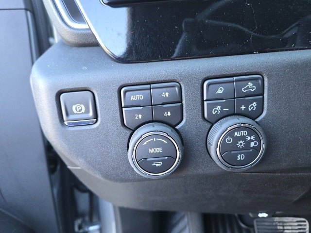 Certified 2025 Chevrolet Silverado 2500 LTZ w/ LTZ Convenience Package image 10