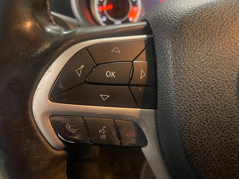 Used 2014 Jeep Cherokee Trailhawk w/ Leather Interior Group image 10