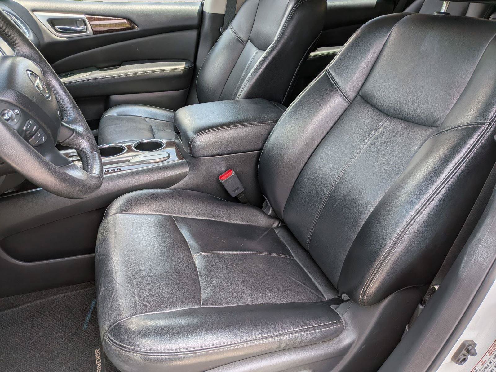 Used 2015 Nissan Pathfinder SL w/ SL Tech Package FWD image 41