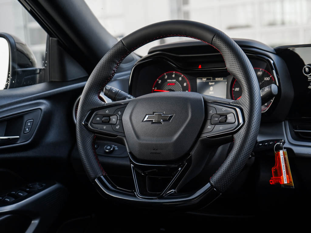 New 2026 Chevrolet Trax RS w/ Sunroof Package FWD image 14