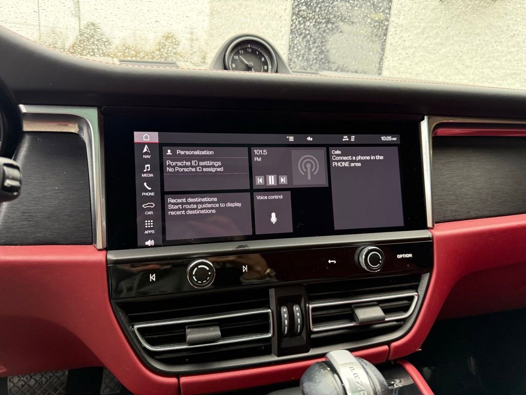 Used 2023 Porsche Macan GTS w/ Premium Package Plus image 9