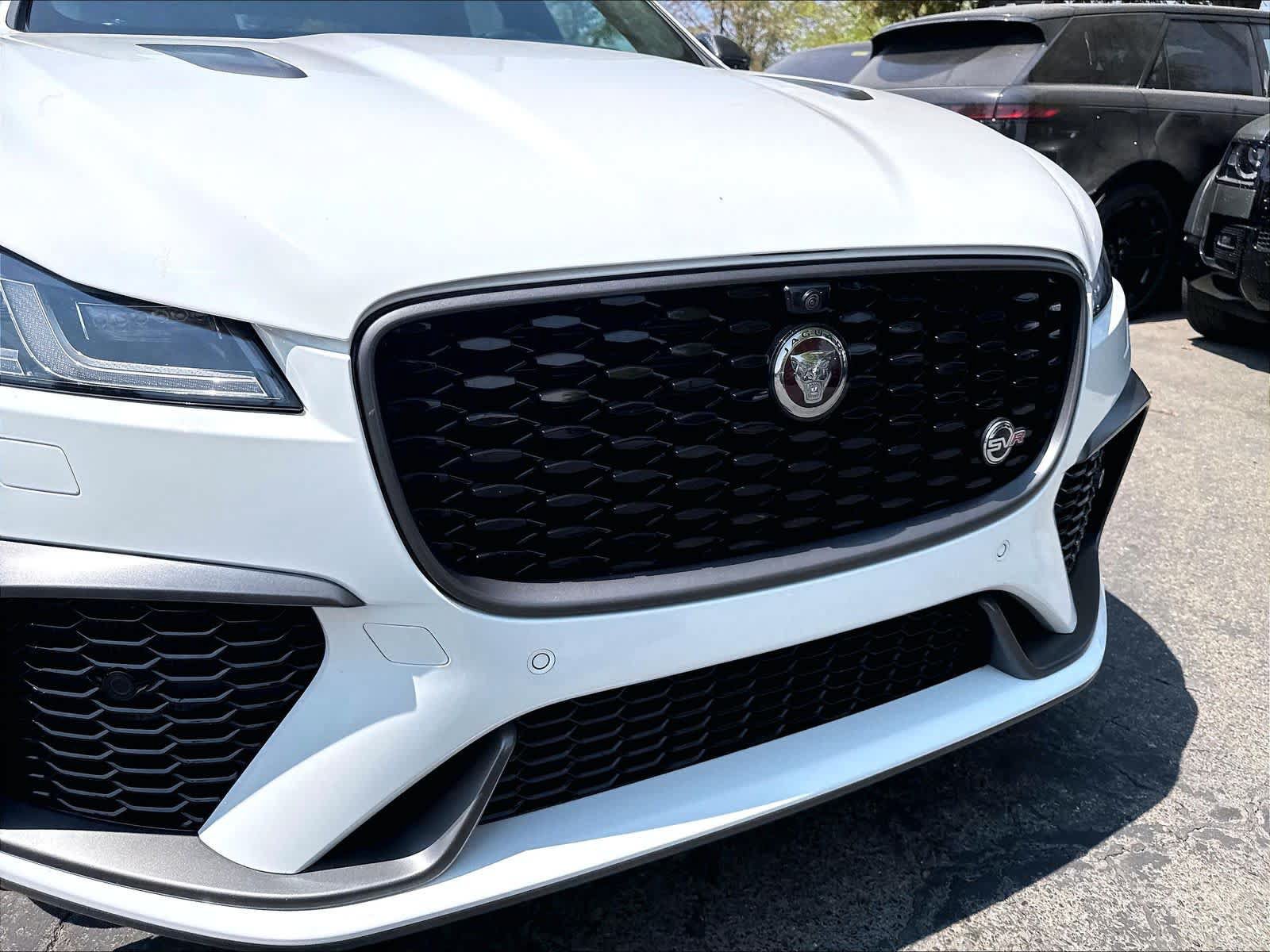 Used 2021 Jaguar F-PACE SVR AWD/4WD image 33