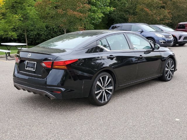 Used 2022 Nissan Altima 2.5 SR FWD image 4