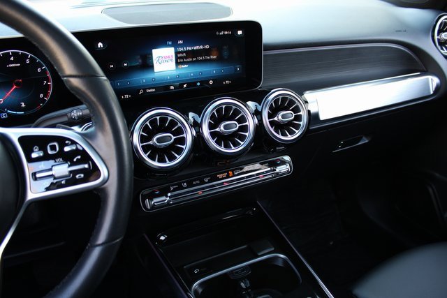 Used 2020 Mercedes-Benz GLB 250 image 18
