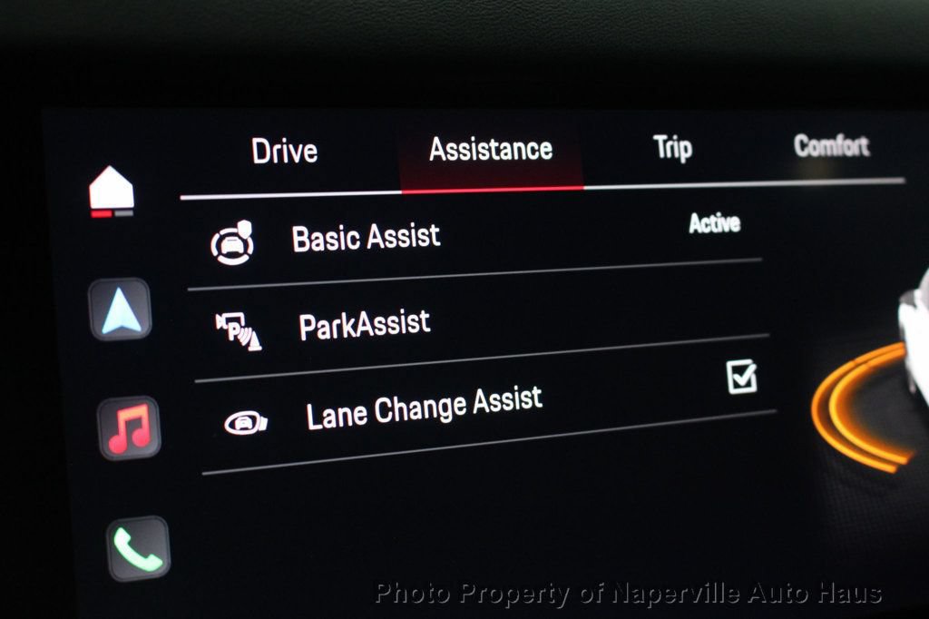 Used 2023 Porsche Cayenne GTS w/ Premium Package AWD/4WD image 25