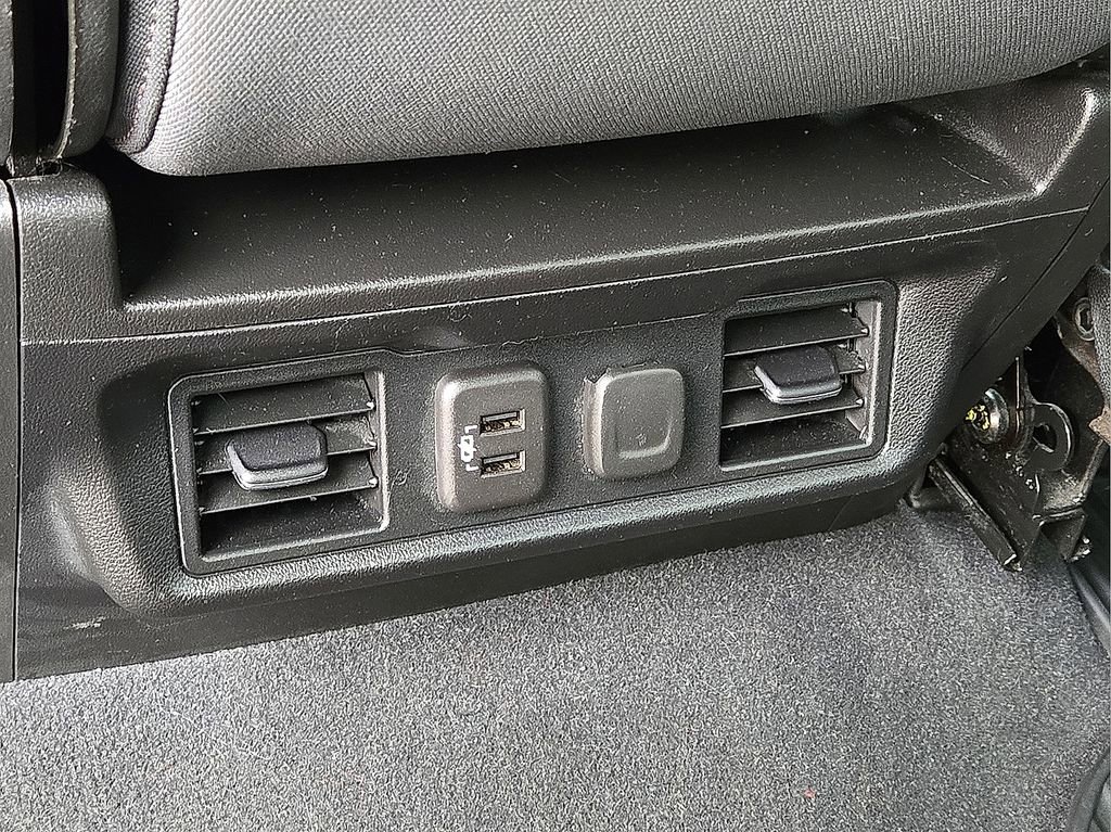 Used 2022 Chevrolet Silverado 1500 LT image 14
