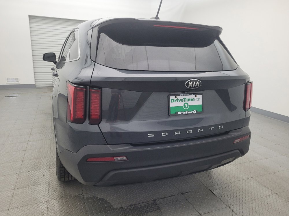 Used 2021 Kia Sorento LX image 6
