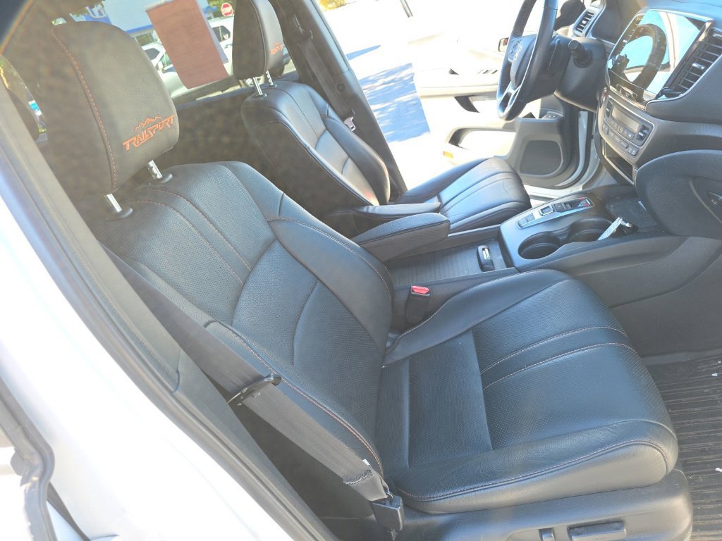 Used 2022 Honda Pilot TrailSport image 28