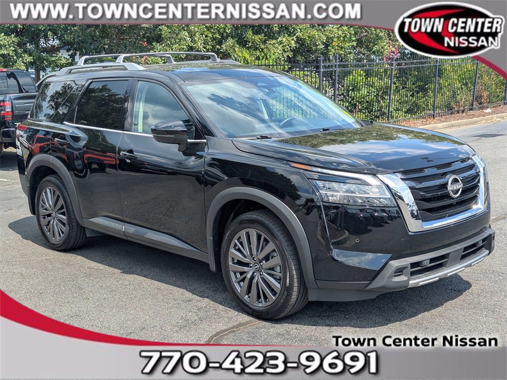 Used 2024 Nissan Pathfinder SL w/ SL Premium Package