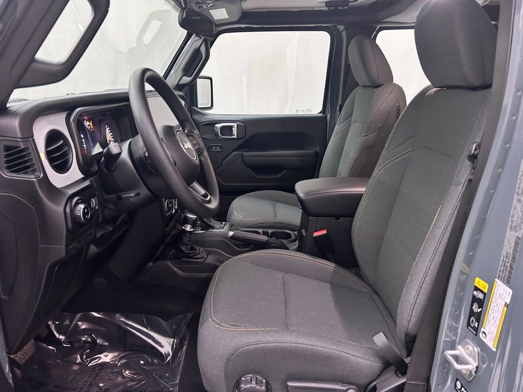 New 2026 Jeep Gladiator Sport image 12