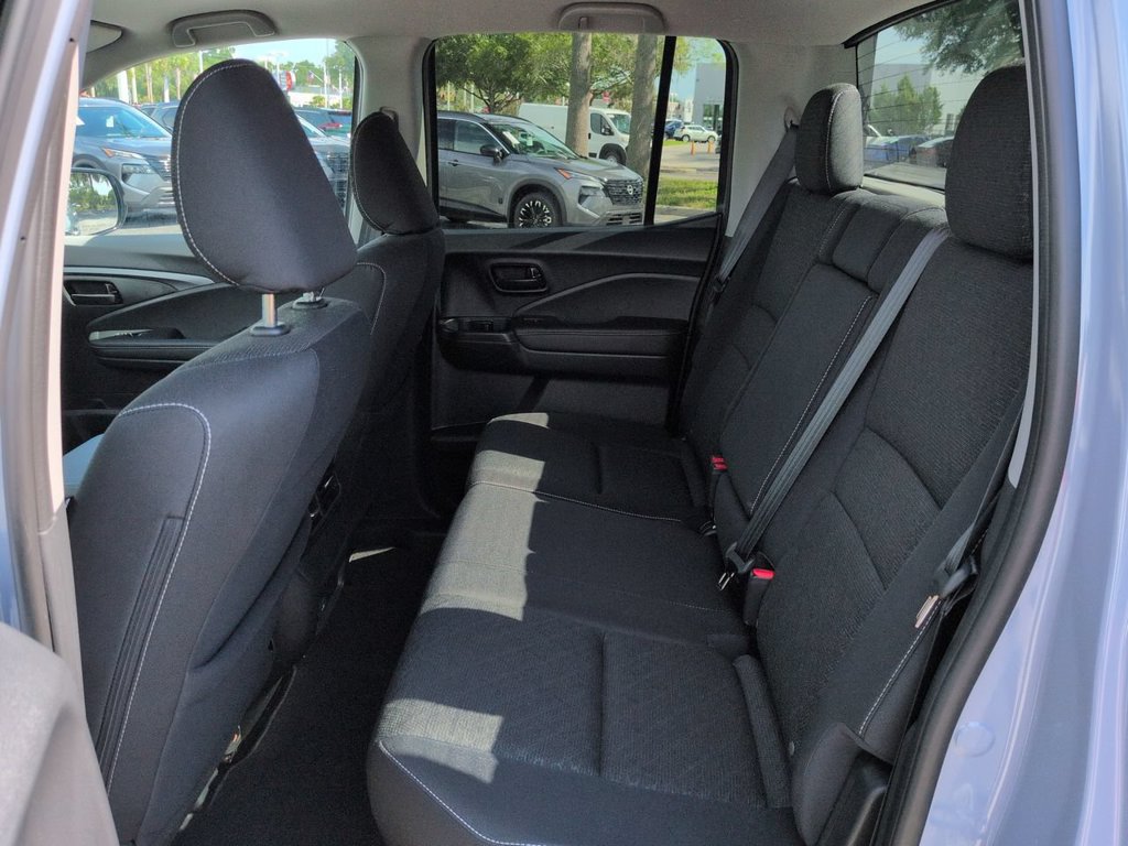 Used 2025 Honda Ridgeline Sport image 14