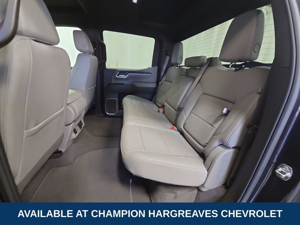 Used 2025 GMC Sierra 1500 SLT AWD/4WD image 33