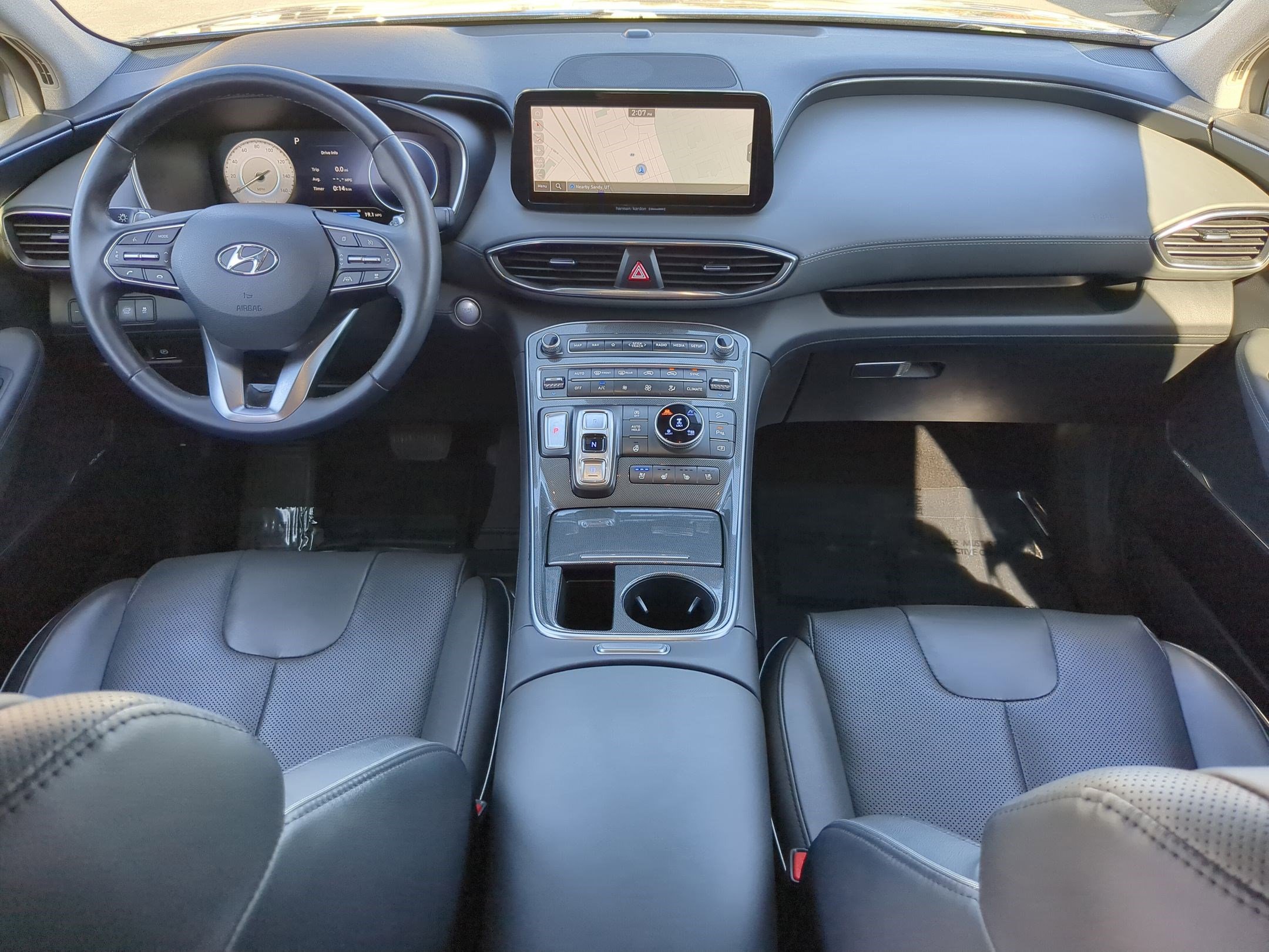 Used 2023 Hyundai Santa Fe Limited image 27