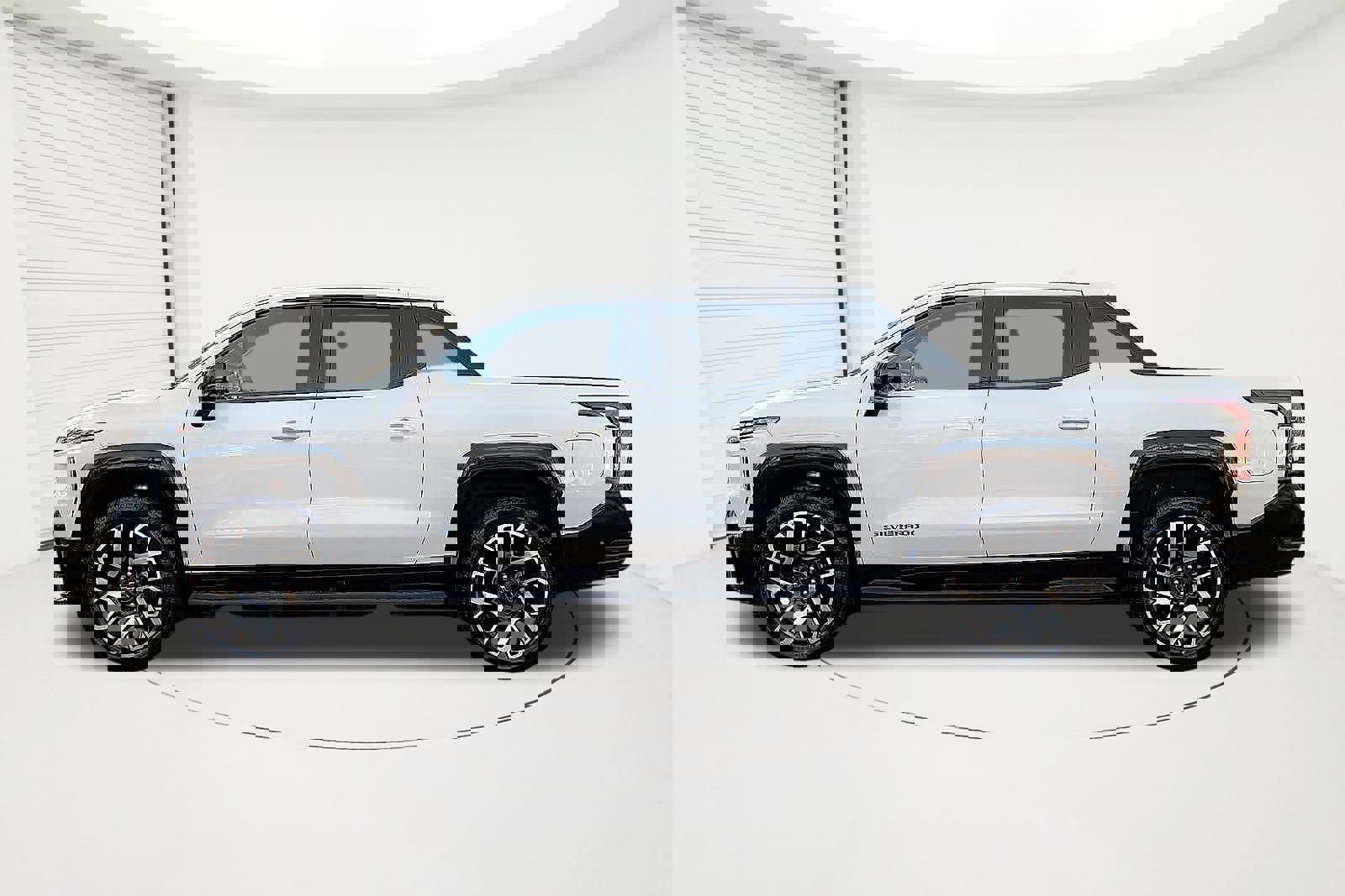 New 2024 Chevrolet Silverado EV RST image 2