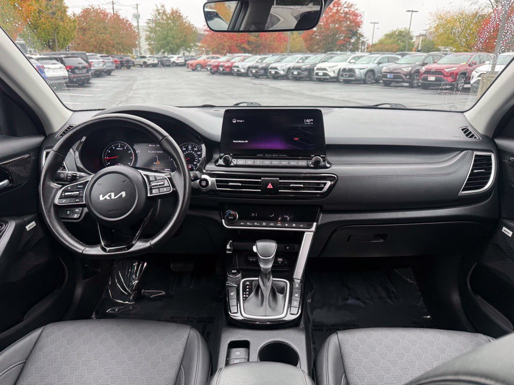 Used 2022 Kia Seltos SX w/ Sunroof Package AWD/4WD image 20