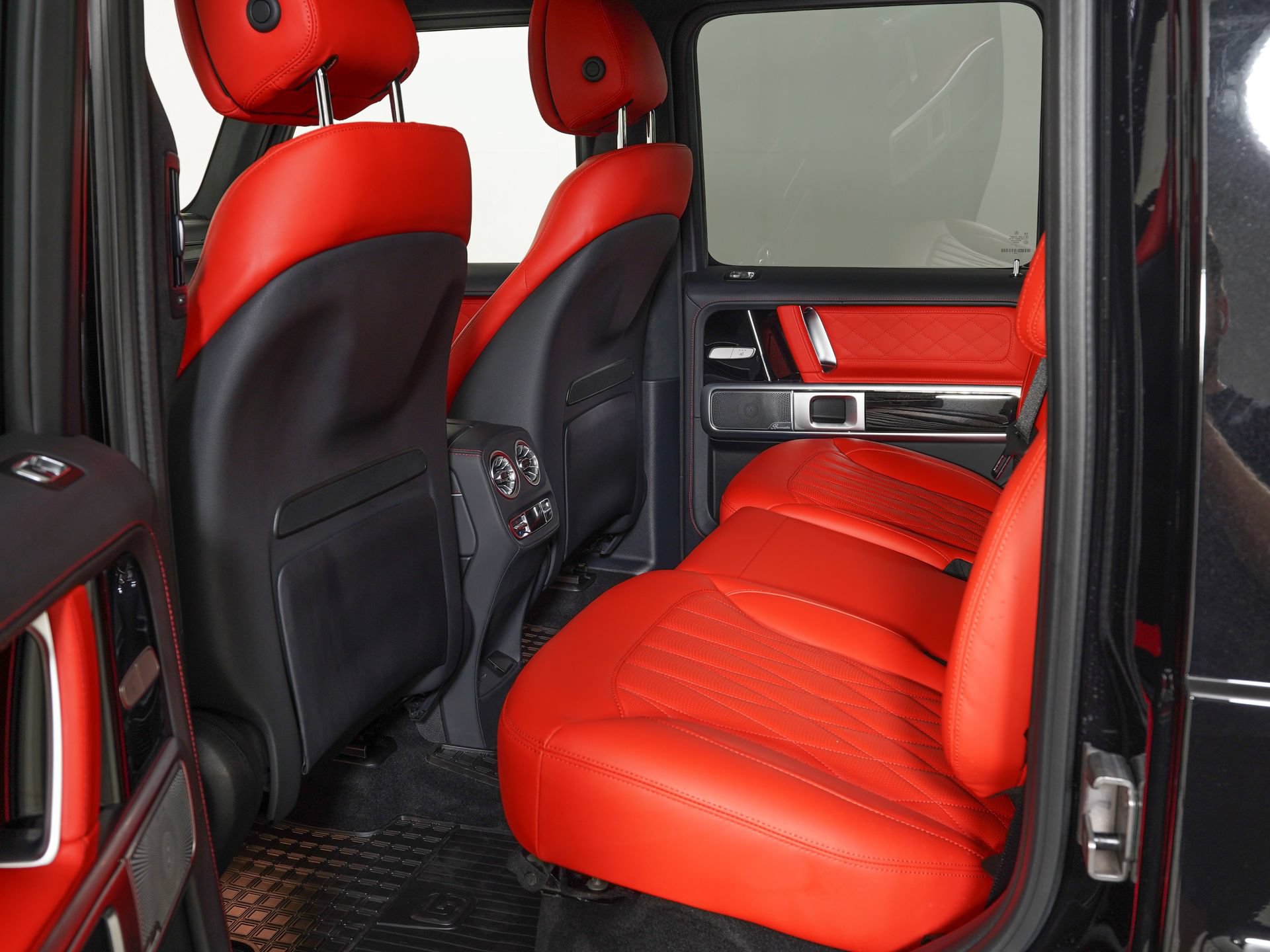 Used 2026 Mercedes-Benz G 63 AMG 4MATIC image 13