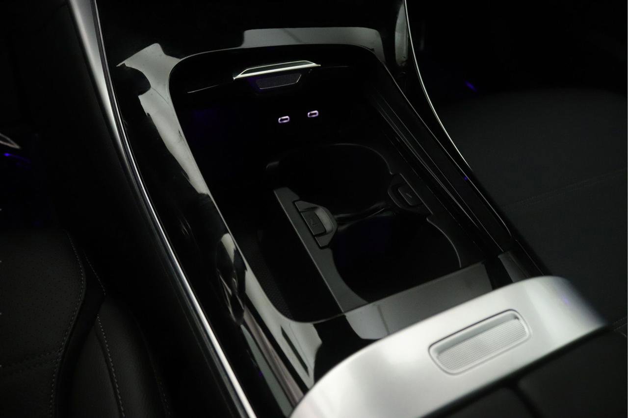 New 2026 Mercedes-Benz C 300 4MATIC Sedan image 6