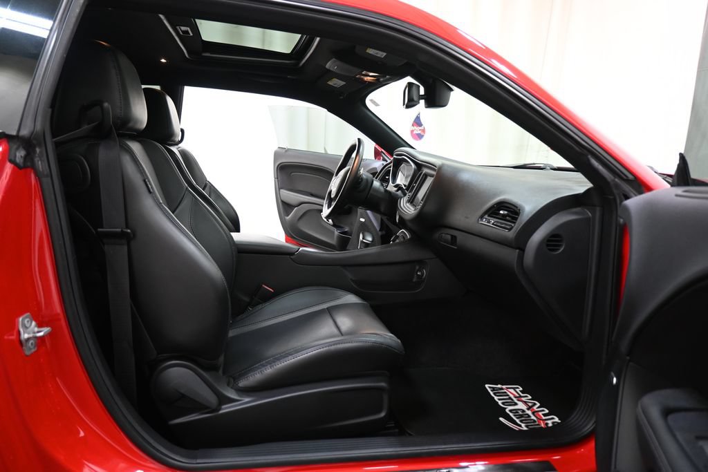 Used 2017 Dodge Challenger GT w/ Driver Convenience Group AWD/4WD image 16