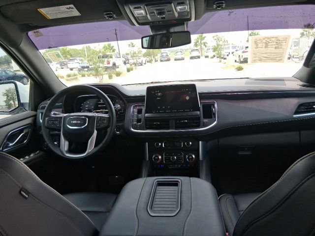 Used 2024 GMC Yukon SLT w/ SLT Luxury Package RWD image 11