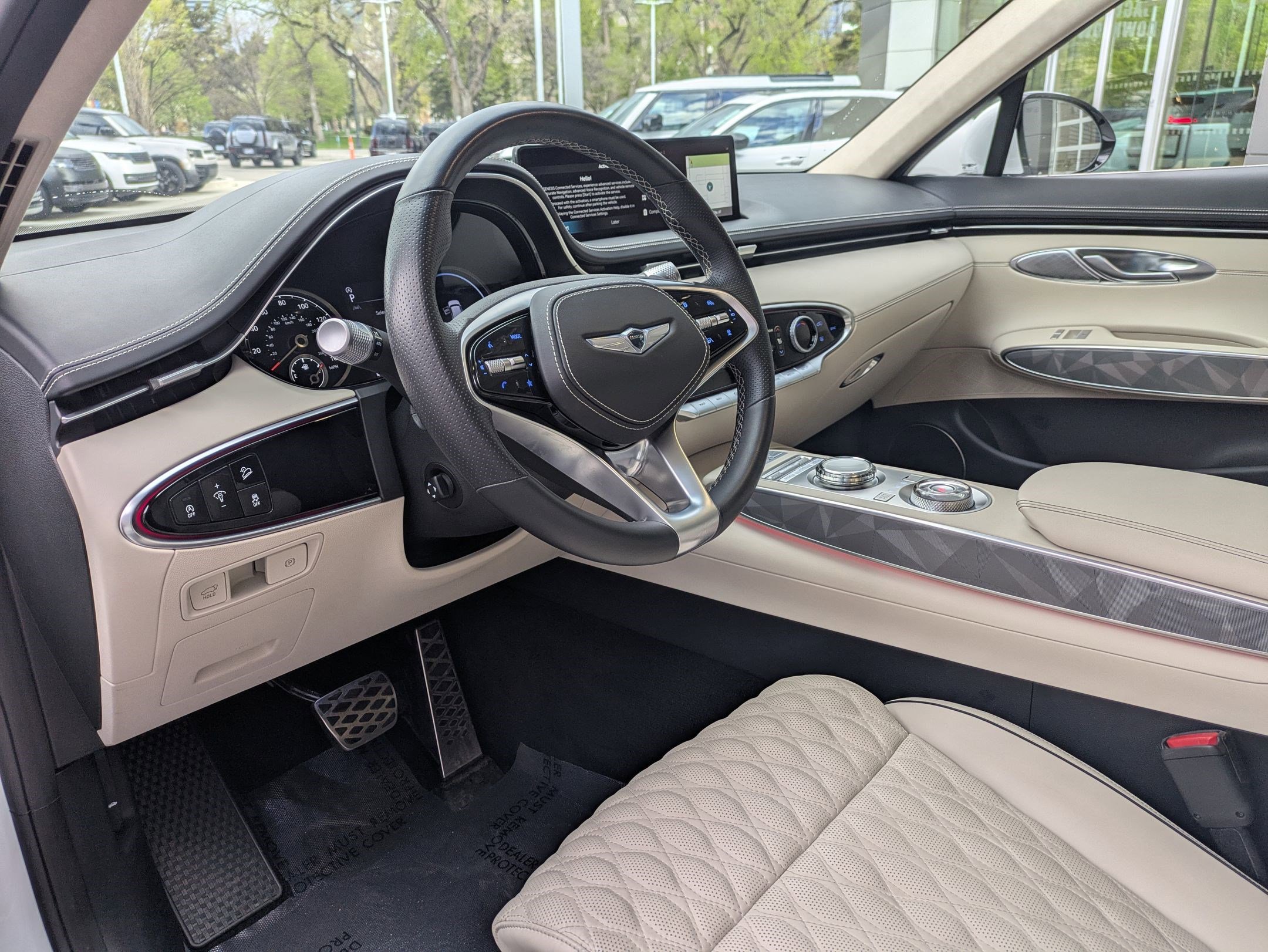 Used 2022 Genesis GV70 3.5T Sport w/ Sport Advanced Package image 14