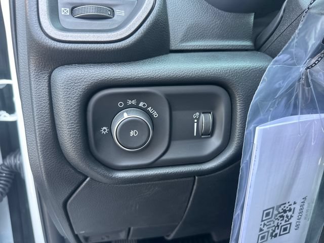 New 2026 RAM 5500 Tradesman w/ Chrome Appearance Group AWD/4WD image 19