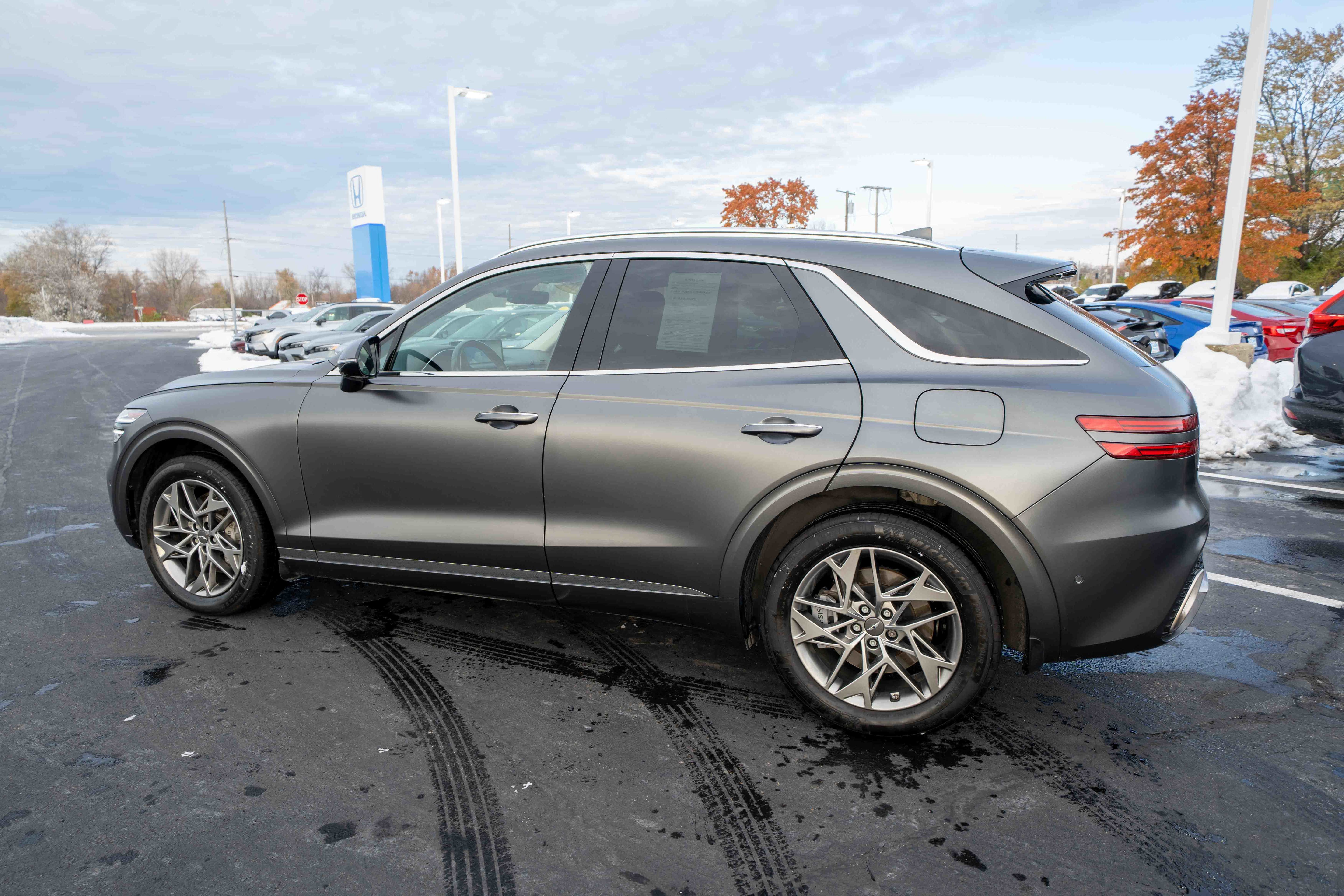 Used 2023 Genesis GV70 2.5T w/ Advanced Package image 4