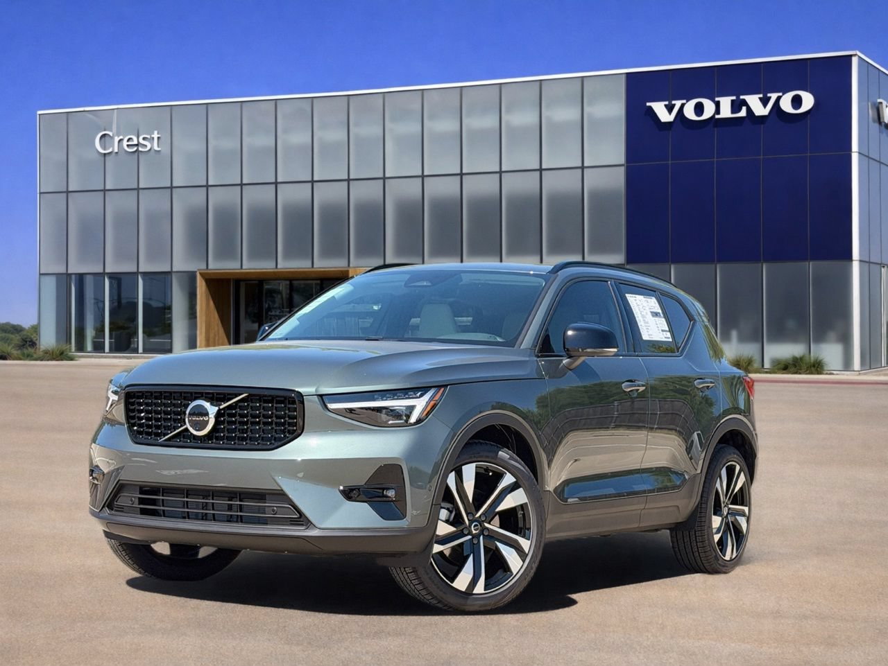 New 2026 Volvo XC40 B5 Ultra w/ Protection Package Premier