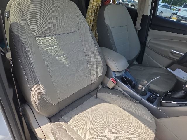 Used 2013 Ford Escape SE FWD image 10